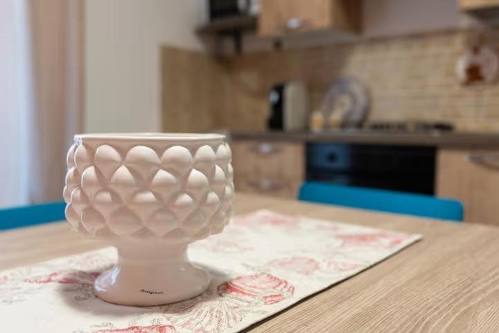 Home Holiday Kalanto 卡斯泰拉马莱 外观 照片